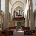 17-Kirche innen Orgel